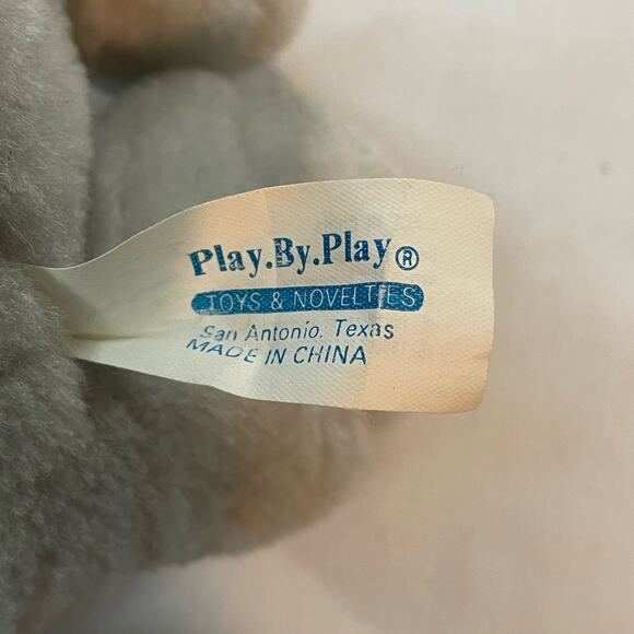 Harley-Davidson Bulldog Plush with Faux Leather Hat - Picture 9 of 10